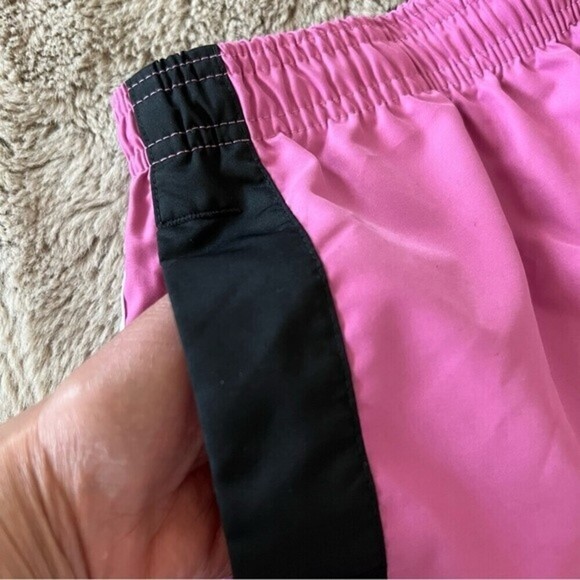 Nike Pink Athletic Running Performance Shorts SZ Medium - Picture 4 of 6